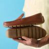 Ανδρικά απλά δερμάτινα Loafers Corsley σε χρώμα μπεζ Ανδρικά απλά δερμάτινα Loafers Corsley σε χρώμα μπεζ