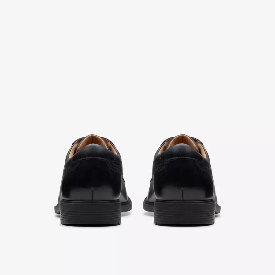Ανδρικά Eldredge Plain Black Leather Oxford Παπούτσια | Clark’s Ανδρικά Eldredge Plain Black Leather Oxford Παπούτσια | Clark’s