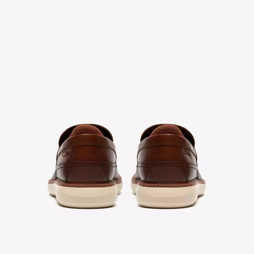 Ανδρικά Loafers Brantin από δέρμα σε χρώμα μπεζ Ανδρικά Loafers Brantin από δέρμα σε χρώμα μπεζ