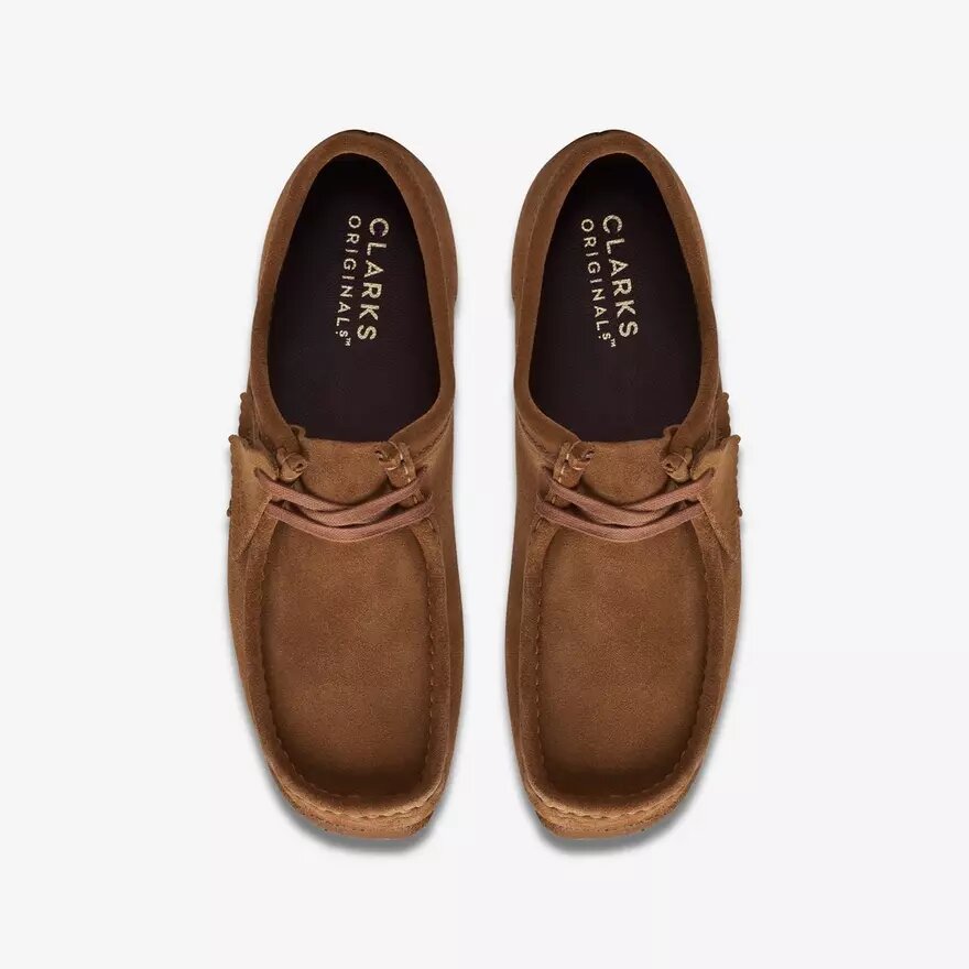 Ανδρικά παπούτσια Wallabee™ από σουέτ σε απόχρωση Cola Ανδρικά παπούτσια Wallabee™ από σουέτ σε απόχρωση Cola