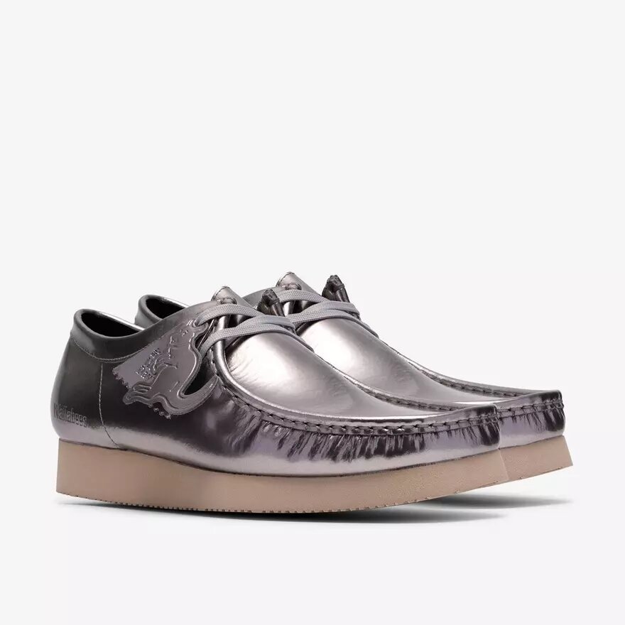 Ανδρικά Wallabee 2604 Wallabees από ασημί λουστρίνι Ανδρικά Wallabee 2604 Wallabees από ασημί λουστρίνι