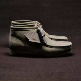 Ανδρικές μπότες Wallabee™ από σουέτ σε χρώμα σφενδάμου