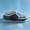 Ανδρικό Wallabee με μπλε/πράσινες ρίγες Ανδρικό Wallabee με μπλε/πράσινες ρίγες