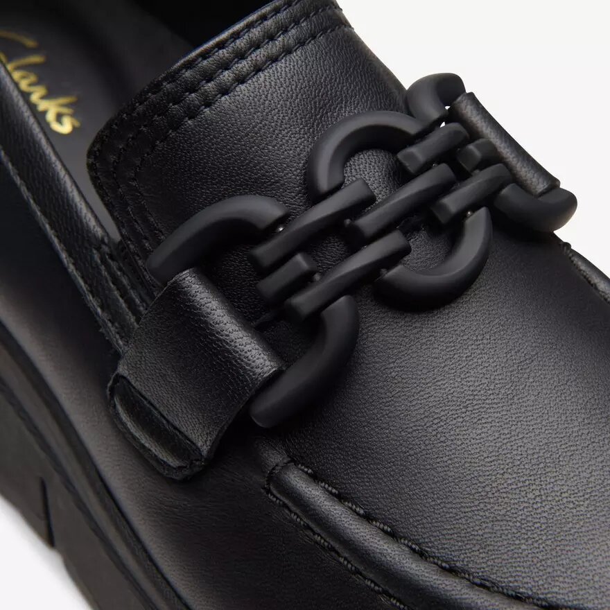 Γυναικεία δερμάτινα Loafers Loriini Izzy σε μαύρο χρώμα Γυναικεία δερμάτινα Loafers Loriini Izzy σε μαύρο χρώμα