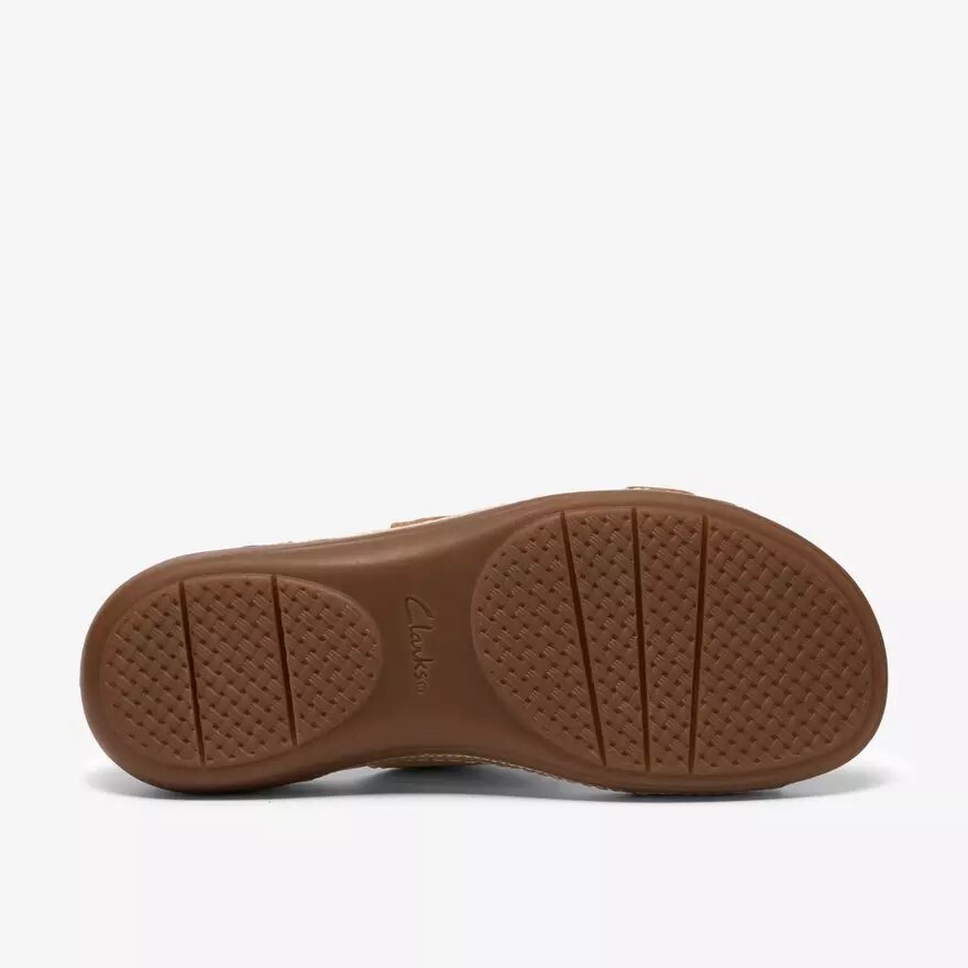 Γυναικεία επίπεδα σανδάλια Cecily Step από δέρμα σε χρώμα σαμπάνιας Γυναικεία επίπεδα σανδάλια Cecily Step από δέρμα σε χρώμα σαμπάνιας