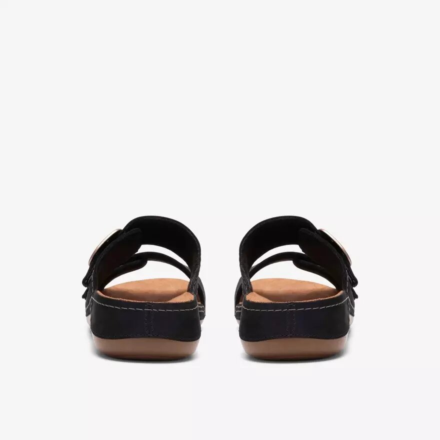 Γυναικεία επίπεδα σανδάλια Cecily Step από μαύρο νουμπάκ Γυναικεία επίπεδα σανδάλια Cecily Step από μαύρο νουμπάκ