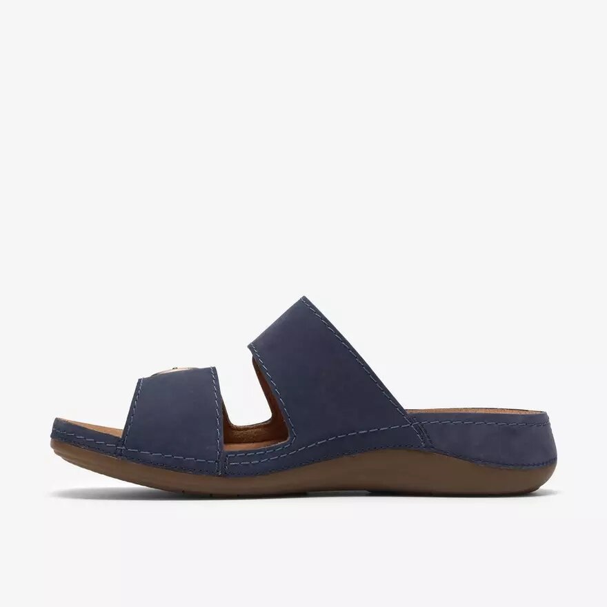 Γυναικεία επίπεδα σανδάλια Cecily Step σε χρώμα ναυτικό μπλε από νουμπάκ Γυναικεία επίπεδα σανδάλια Cecily Step σε χρώμα ναυτικό μπλε από νουμπάκ