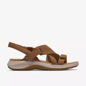 Γυναικεία επίπεδα σανδάλια Maelynn Gem σε χρώμα Tan Nubuck