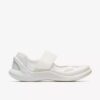 Γυναικεία λευκά Sneakers Solevana με λουράκι