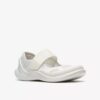 Γυναικεία λευκά Sneakers Solevana με λουράκι