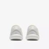 Γυναικεία λευκά Sneakers Solevana με λουράκι