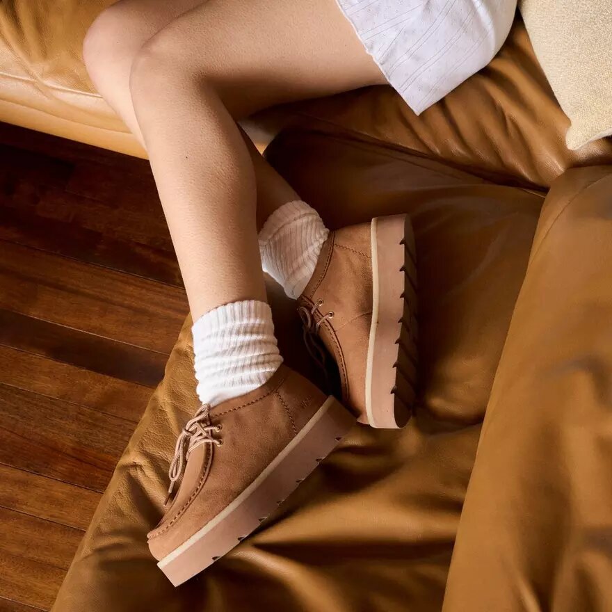 Γυναικεία Meare Walla Mid Wallabees από σουέτ σε χρώμα μπεζ Γυναικεία Meare Walla Mid Wallabees από σουέτ σε χρώμα μπεζ
