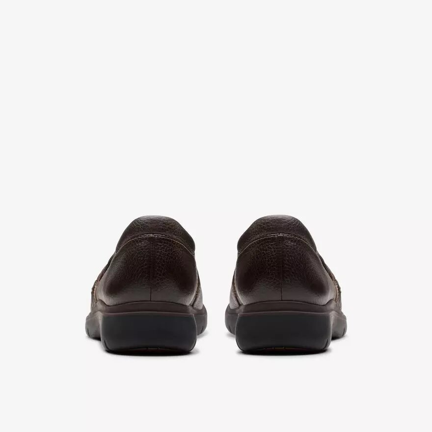 Γυναικεία παπούτσια Certina Ease Slip-ons από σκούρο καφέ δέρμα Γυναικεία παπούτσια Certina Ease Slip-ons από σκούρο καφέ δέρμα