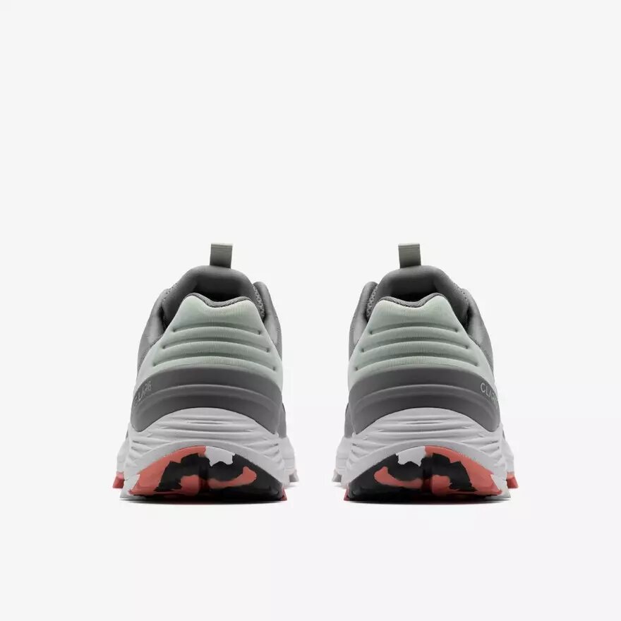 Γυναικεία Sneakers Laila Trail2 σε συνδυασμό σκούρου γκρι Γυναικεία Sneakers Laila Trail2 σε συνδυασμό σκούρου γκρι