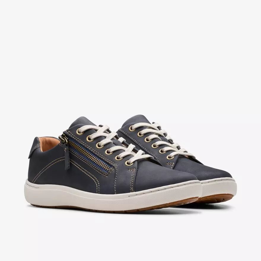 Γυναικεία Sneakers Nalle Lace σε ναυτικό μπλε χρώμα από νουμπούκ Γυναικεία Sneakers Nalle Lace σε ναυτικό μπλε χρώμα από νουμπούκ