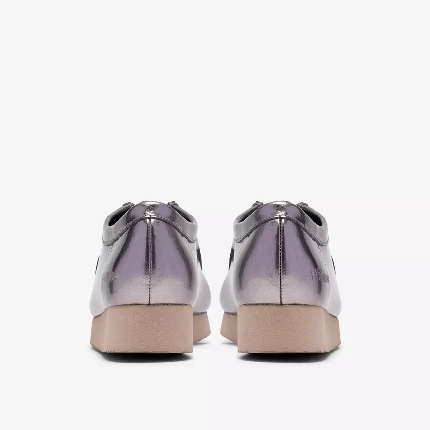 Γυναικεία Wallabee 2604 Wallabees από ασημί λουστρίνι Γυναικεία Wallabee 2604 Wallabees από ασημί λουστρίνι