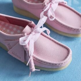 Γυναικεία Wallabee από δέρμα σε ροζ χρώμα «Baby Pink»