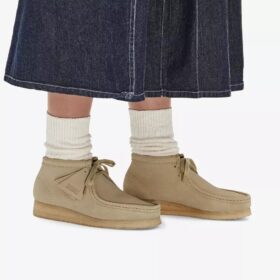 Γυναικείες μπότες Wallabee™ από σουέτ σε χρώμα Maple