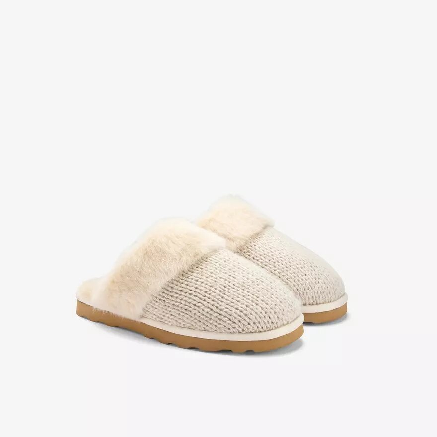 Γυναικείες παντόφλες Stockinette σε χρώμα χακί Γυναικείες παντόφλες Stockinette σε χρώμα χακί