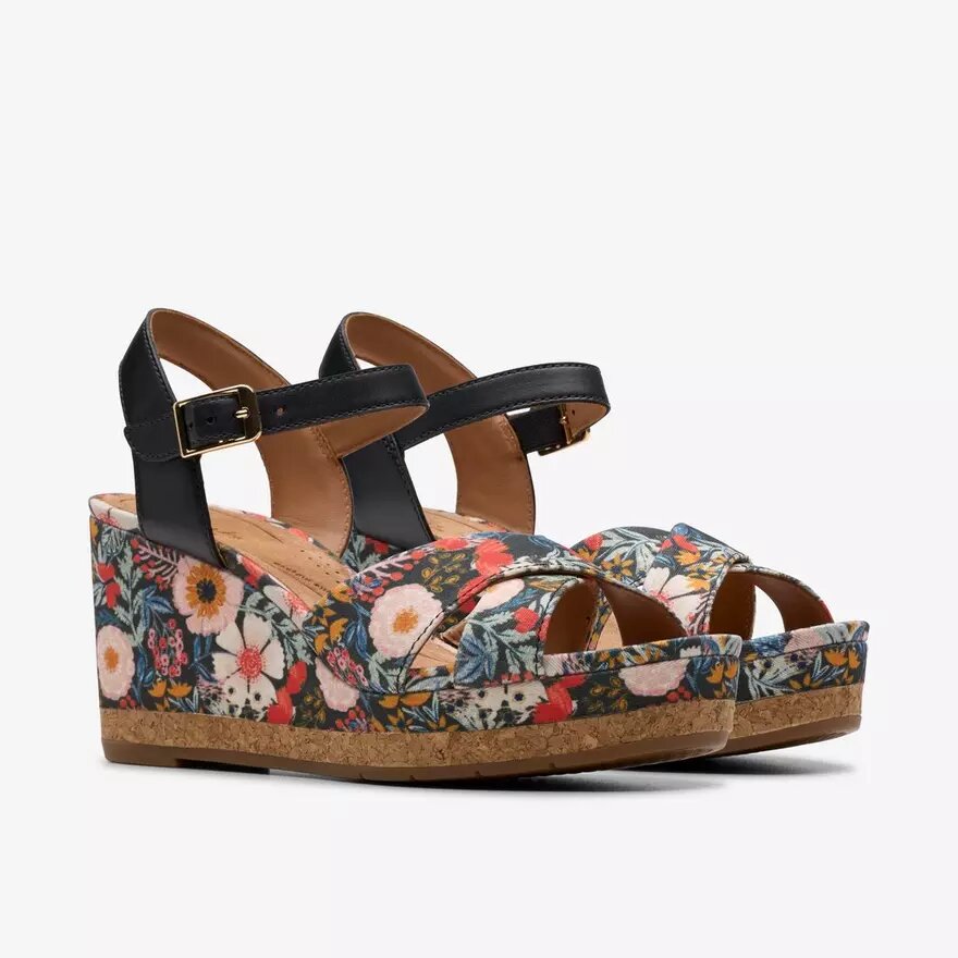Γυναικείες πλατφόρμες Chicly Floral με μαύρο τυπωμένο μοτίβο Γυναικείες πλατφόρμες Chicly Floral με μαύρο τυπωμένο μοτίβο