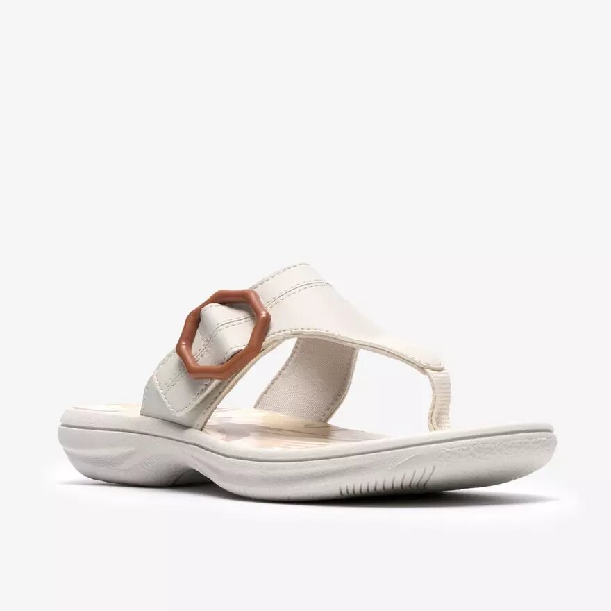Γυναικείες σαγιονάρες Breeze Cove σε χρώμα off white Γυναικείες σαγιονάρες Breeze Cove σε χρώμα off white