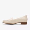 Γυναικείο δερμάτινο loafer Krystine Lily σε κρεμ χρώμα Γυναικείο δερμάτινο loafer Krystine Lily σε κρεμ χρώμα