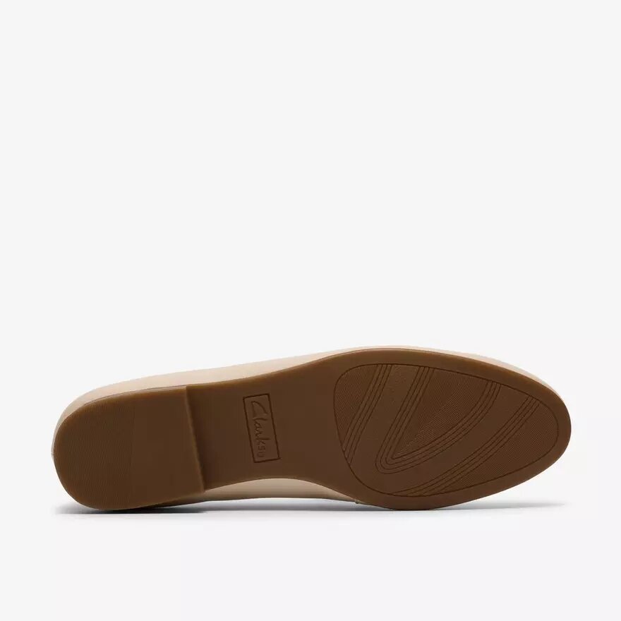 Γυναικείο δερμάτινο loafer Tamna Iris σε λευκό χρώμα Γυναικείο δερμάτινο loafer Tamna Iris σε λευκό χρώμα